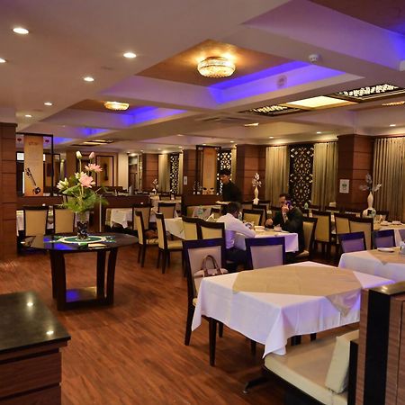 Hotel Ambience Excellency, Wakad, Pune Pimpri-Chinchwad Bagian luar foto