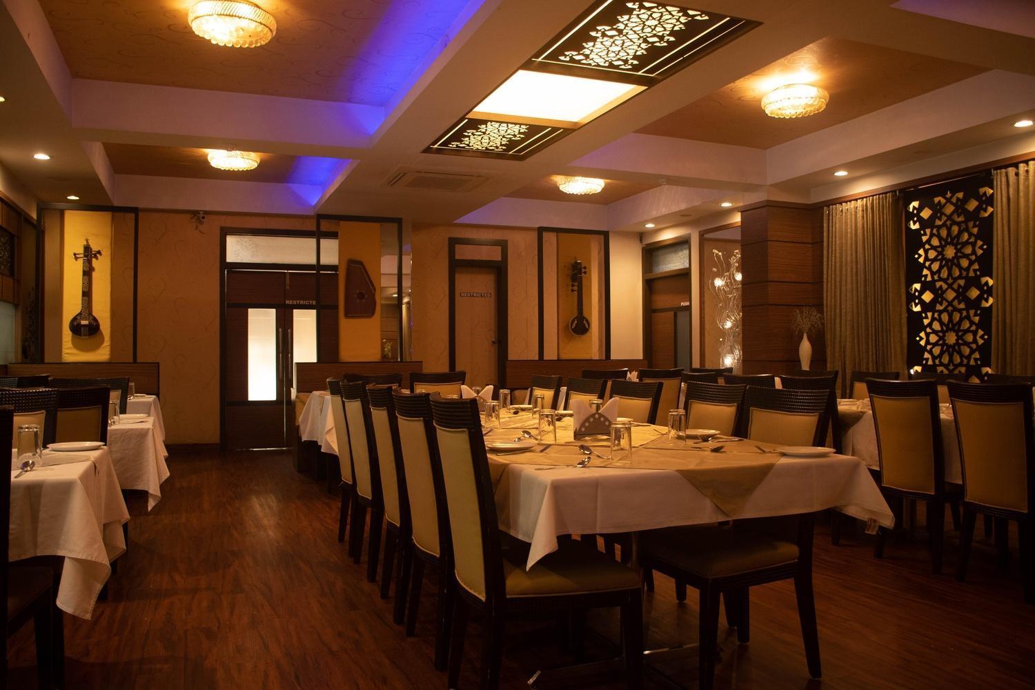 Hotel Ambience Excellency, Wakad, Pune Pimpri-Chinchwad Bagian luar foto